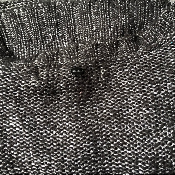 Guess V-Neck Tunic Sweater with High/Low Hem size medium - Picture 8 of 9